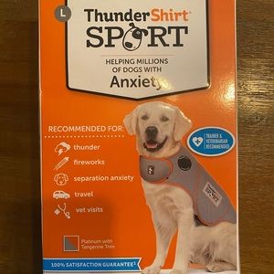ThunderShirt Sport Dog Anxiety Jacket Vet Recommended Calming Solution Vest